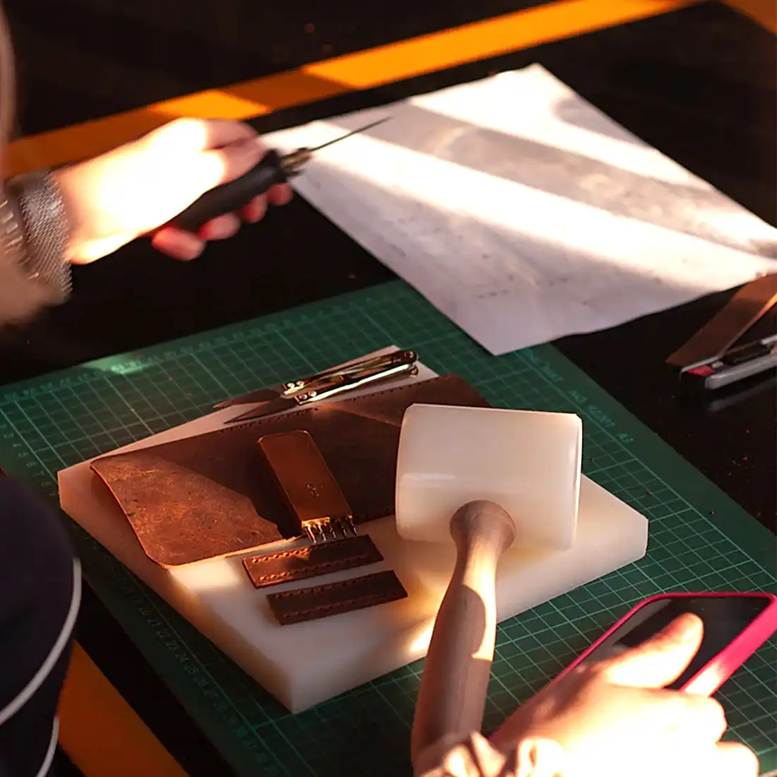 2 AYLIK (7 DERS) Kapsamlı El Yapımı Deri Workshop / 7 Derslik Deri Atölye Deneyim