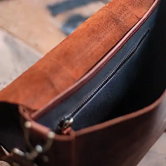 Deri Çanta - Orta Boy