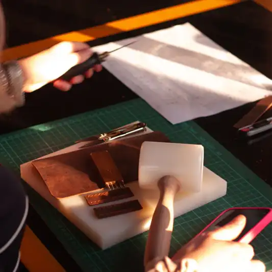 Temel Seviye Deri İşçiliği / Deri Workshop (4 saat)